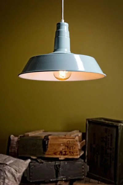   
                        Люстра EGLO (Австрія) 74530    
                         у стилі Лофт.  
                        Тип джерела світла: світлодіодна лампа, змінна.                         Форма: Коло.                         Кольори плафонів і підвісок: Сірий, Білий.                         Матеріал: Сталь.                          фото 2