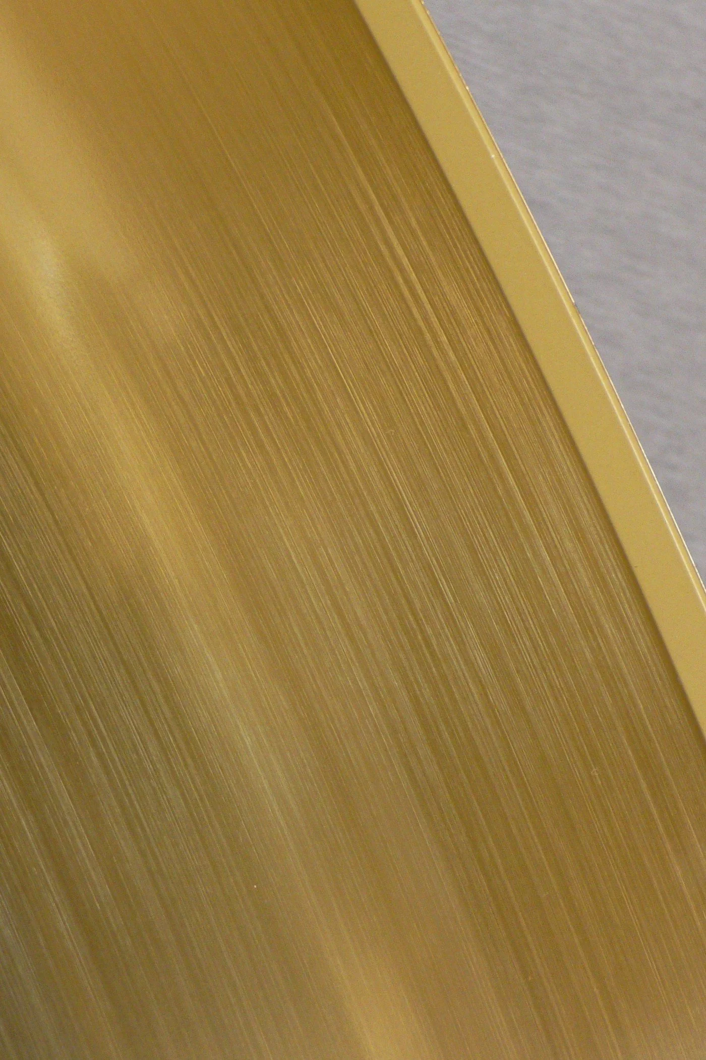   
                        Настільна лампа EGLO (Австрія) 75115    
                         у стилі модерн.  
                        Тип джерела світла: cвітлодіодні led, енергозберігаючі, розжарювання.                                                 Кольори плафонів і підвісок: коричневий, золото.                         Матеріал: тканина.                          фото 6