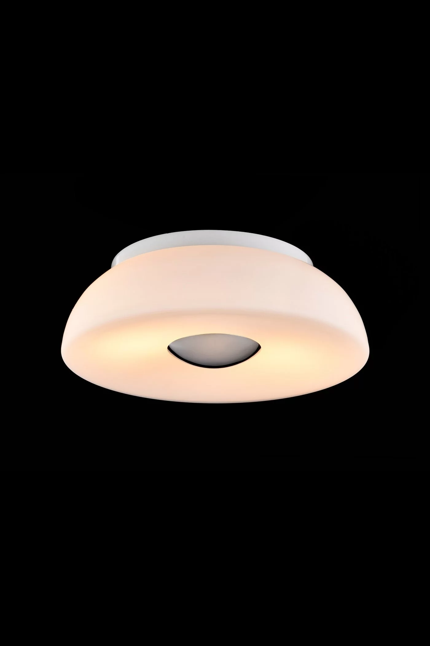   
                        
                        Светильник потолочный MAYTONI (Германия) 76515    
                         в стиле Модерн.  
                        Тип источника света: светодиодная лампа, сменная.                         Форма: Круг.                         Цвета плафонов и подвесок: Белый.                         Материал: Стекло.                          фото 4