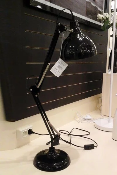   
                        Настольная лампа EGLO  (Австрия) 83092    
                         в стиле Скандинавский, Лофт.  
                        Тип источника света: светодиодная лампа, сменная.                                                 Цвета плафонов и подвесок: Черный, Белый.                         Материал: Сталь.                          фото 2
