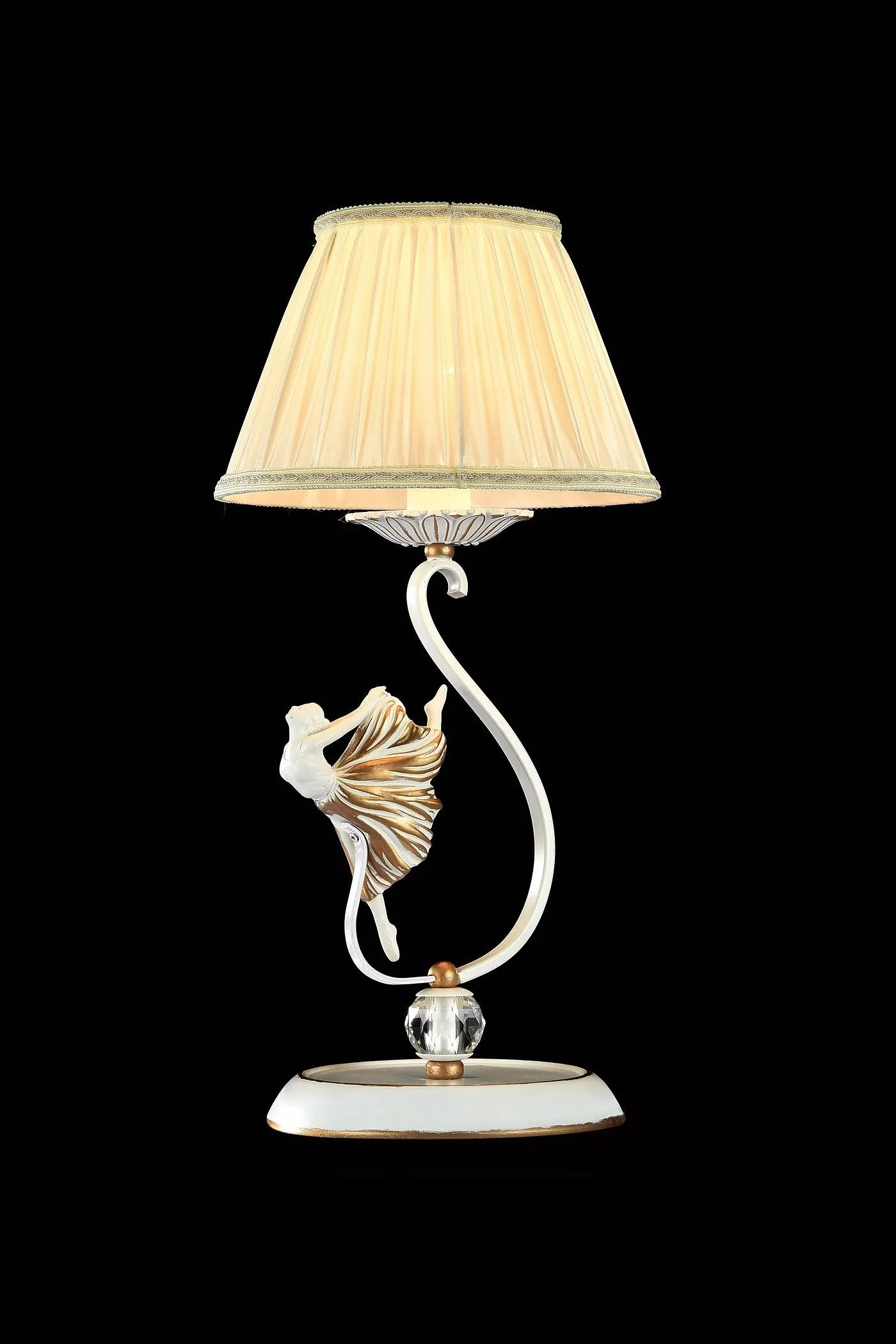   
                        Настольная лампа MAYTONI  (Германия) 84094    
                         в стиле Классика.  
                        Тип источника света: светодиодная лампа, сменная.                                                 Цвета плафонов и подвесок: Белый.                         Материал: Ткань.                          фото 2