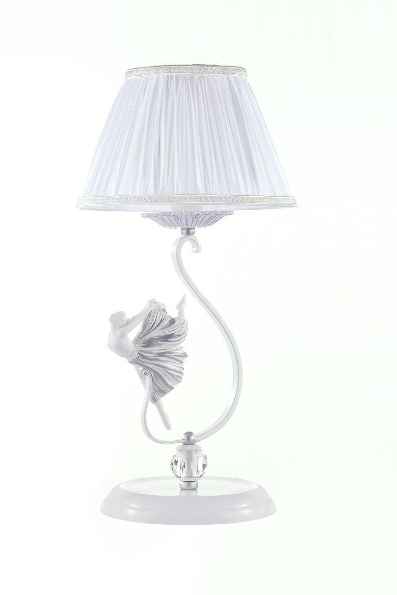   
                        Настільна лампа MAYTONI (Німеччина) 84095    
                         у стилі класика.  
                        Тип джерела світла: cвітлодіодні led, енергозберігаючі, розжарювання.                                                 Кольори плафонів і підвісок: білий.                         Матеріал: тканина.                          фото 1