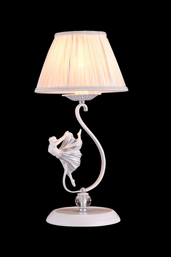   
                        Настільна лампа MAYTONI (Німеччина) 84095    
                         у стилі класика.  
                        Тип джерела світла: cвітлодіодні led, енергозберігаючі, розжарювання.                                                 Кольори плафонів і підвісок: білий.                         Матеріал: тканина.                          фото 4