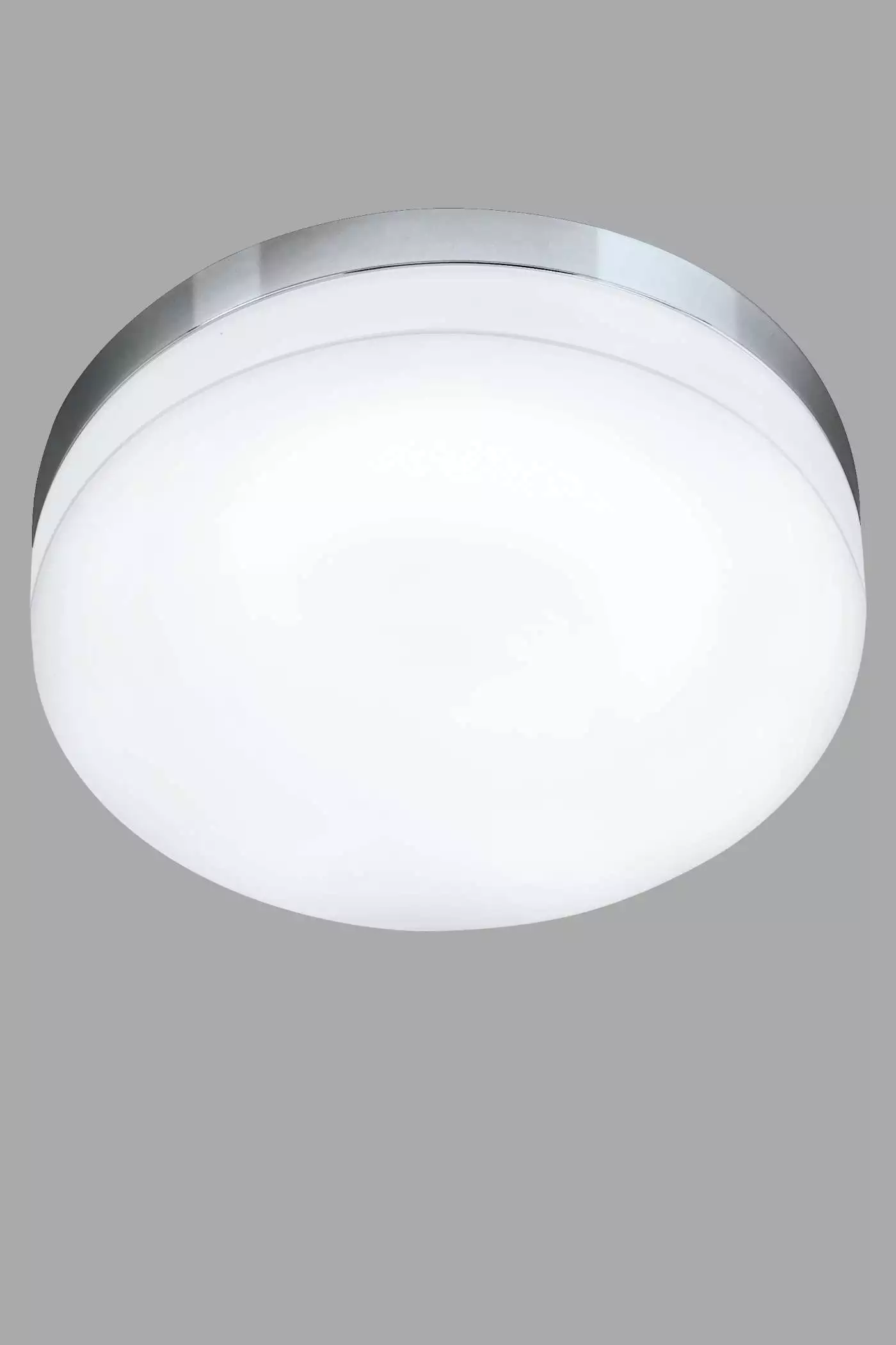   
                        Светильник потолочный EGLO  (Австрия) 84409    
                         в стиле модерн.  
                        Тип источника света: встроенные светодиоды led.                         Форма: круг.                         Цвета плафонов и подвесок: белый.                         Материал: стекло.                          фото 1