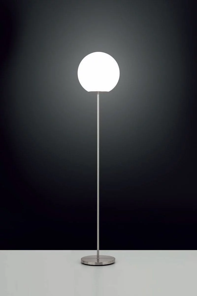   
                        Торшер EGLO (Австрія) 88631    
                         у стилі Модерн.  
                        Тип джерела світла: світлодіодна лампа, змінна.                                                 Кольори плафонів і підвісок: Білий.                         Матеріал: Скло.                          фото 1