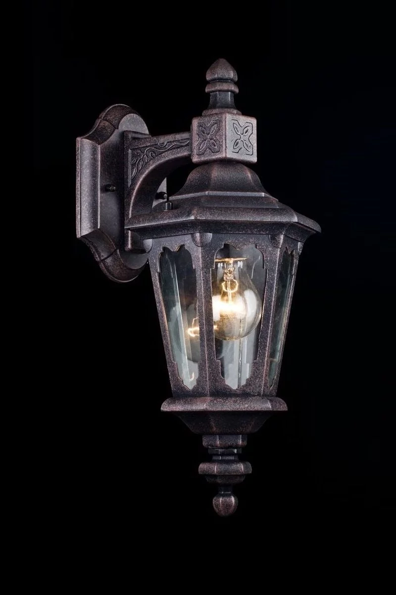   
                        
                        Светильник уличный MAYTONI (Германия) 88723    
                         в стиле Классика.  
                        Тип источника света: светодиодная лампа, сменная.                                                 Цвета плафонов и подвесок: Прозрачный.                         Материал: Стекло.                          фото 3