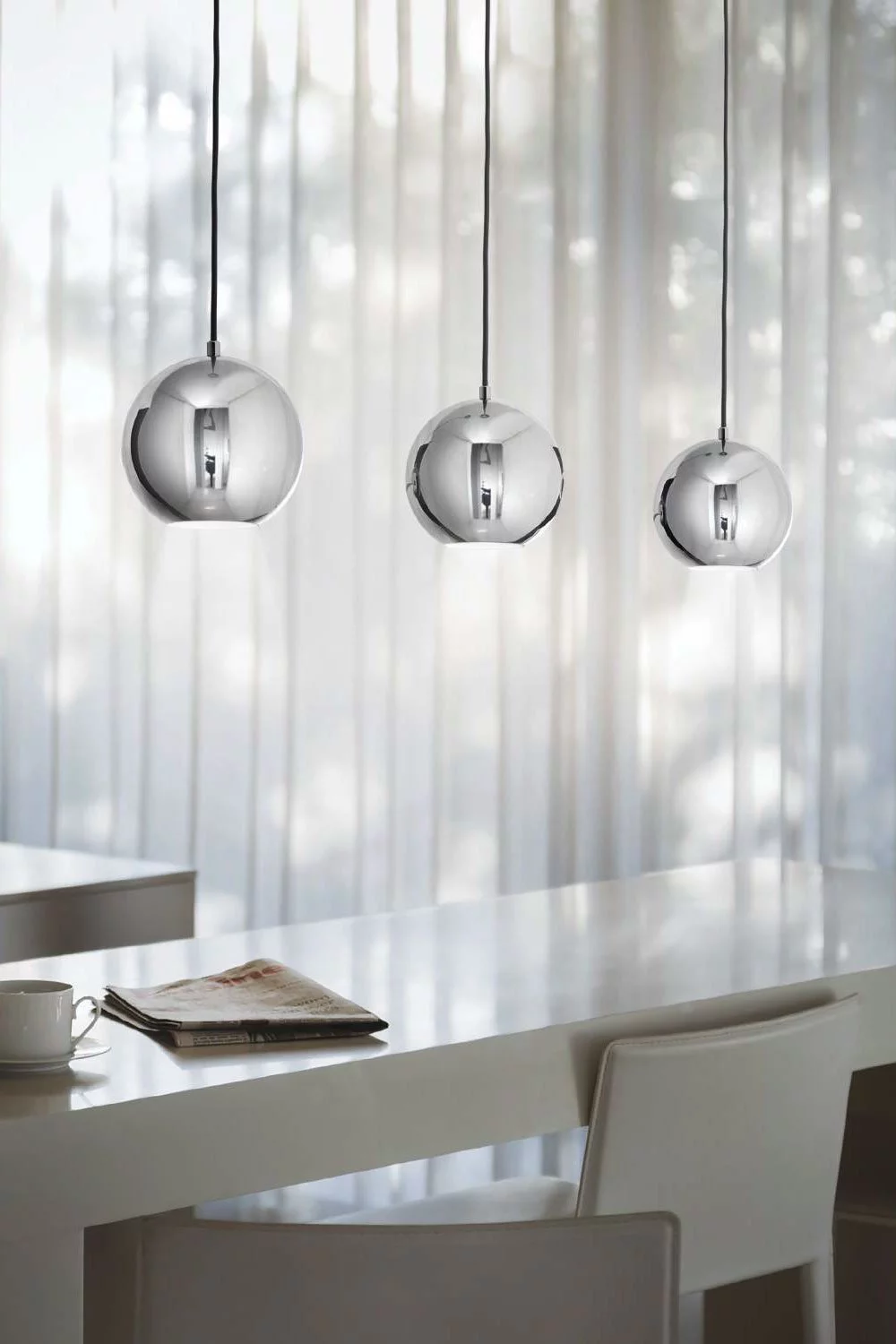   
                        
                        Люстра IDEAL LUX (Італія) 88969    
                         У стилі Хай-тек.  
                        Тип джерела світла: світлодіодна лампа, змінна.                         Форма: Куля.                         Кольори плафонів і підвісок: Сірий.                         Матеріал: Метал.                          фото 2