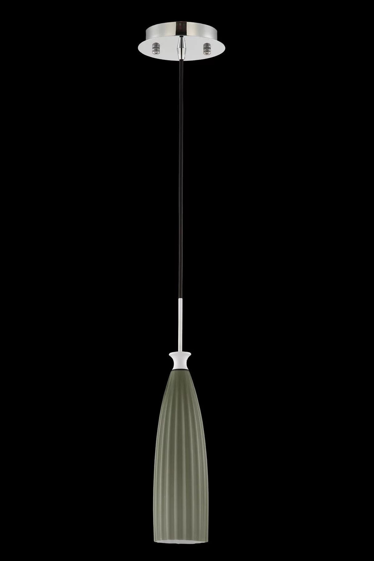   
                        
                        Люстра MAYTONI (Німеччина) 89075    
                         у стилі Модерн.  
                        Тип джерела світла: світлодіодна лампа, змінна.                         Форма: Коло.                         Кольори плафонів і підвісок: Зелений.                         Матеріал: Скло.                          фото 3