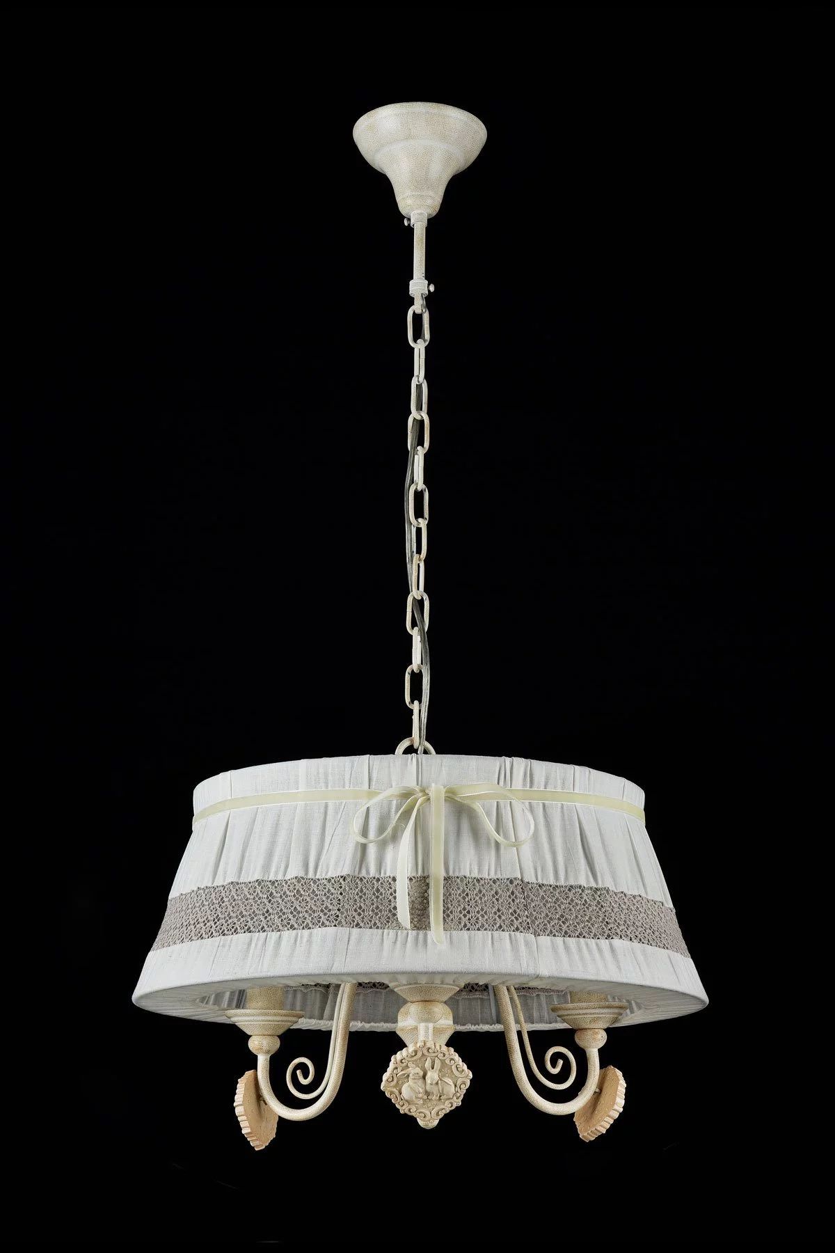   
                        Люстра MAYTONI (Німеччина) 89141    
                         у стилі Прованс.  
                        Тип джерела світла: світлодіодна лампа, змінна.                         Форма: Коло.                         Кольори плафонів і підвісок: Бежевий.                         Матеріал: Тканина.                          фото 2