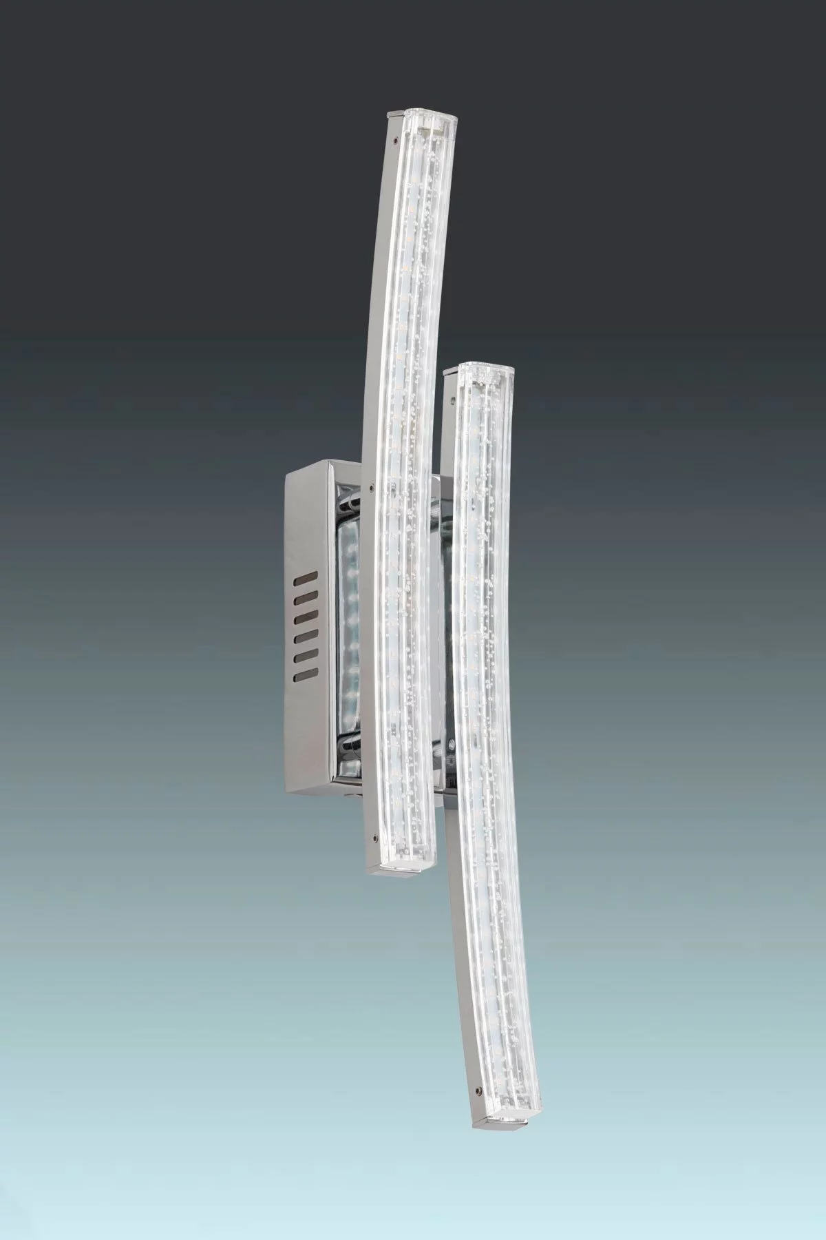   
                        Світильник настінний EGLO (Австрія) 90000    
                         у стилі Модерн.  
                        Тип джерела світла: вбудовані світлодіоди led.                                                 Кольори плафонів і підвісок: Прозорий.                         Матеріал: Пластик.                          фото 1