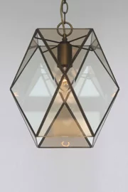   
                        
                        Люстра WUNDERLICHT (Німеччина) 90525    
                         у стилі Тіфані.  
                        Тип джерела світла: світлодіодна лампа, змінна.                         Форма: Квадрат.                         Кольори плафонів і підвісок: Прозорий, Бежевий.                         Матеріал: Скло.                          фото 1