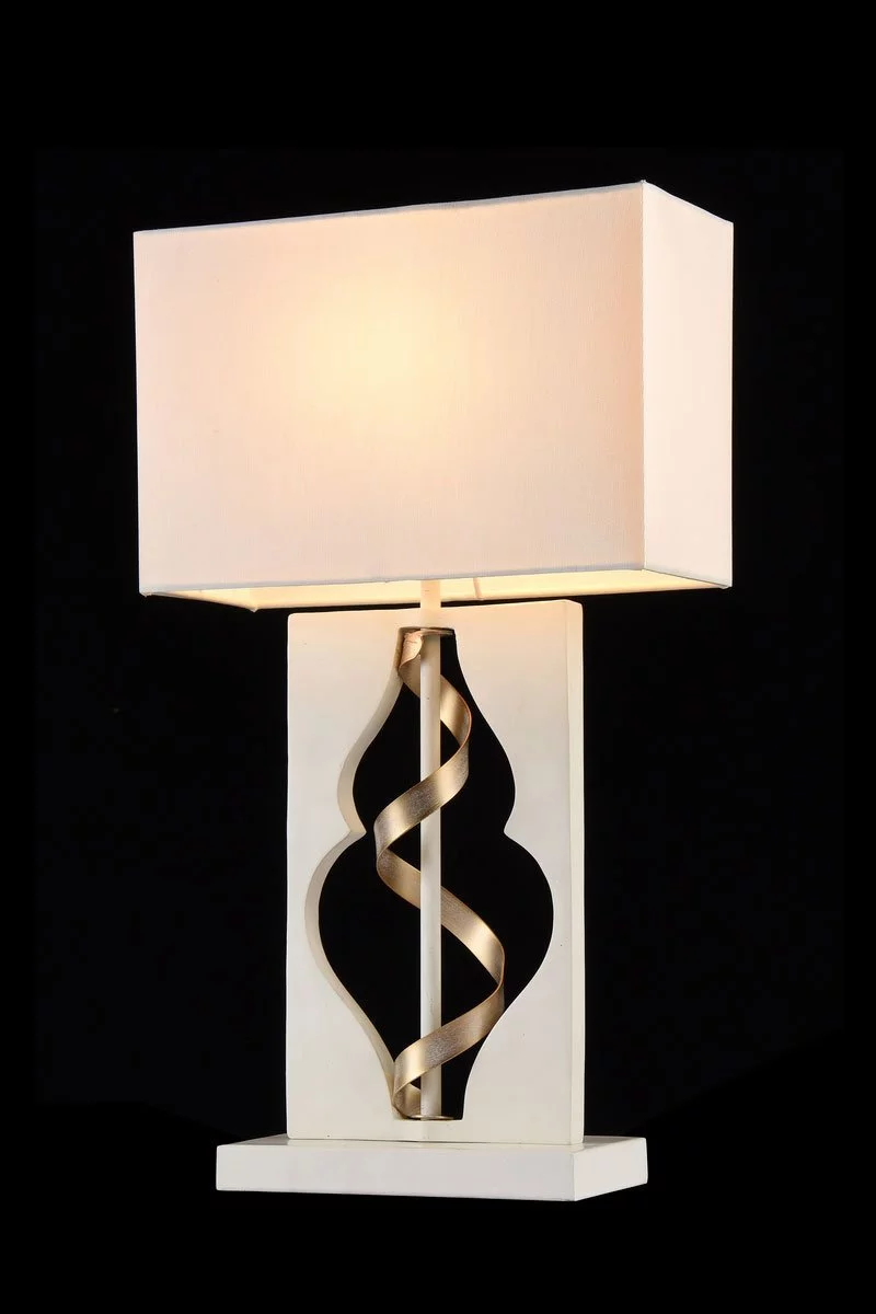   
                        
                        Настільна лампа MAYTONI (Німеччина) 90669    
                         у стилі Класика.  
                        Тип джерела світла: світлодіодна лампа, змінна.                                                 Кольори плафонів і підвісок: Білий.                         Матеріал: Тканина.                          фото 1