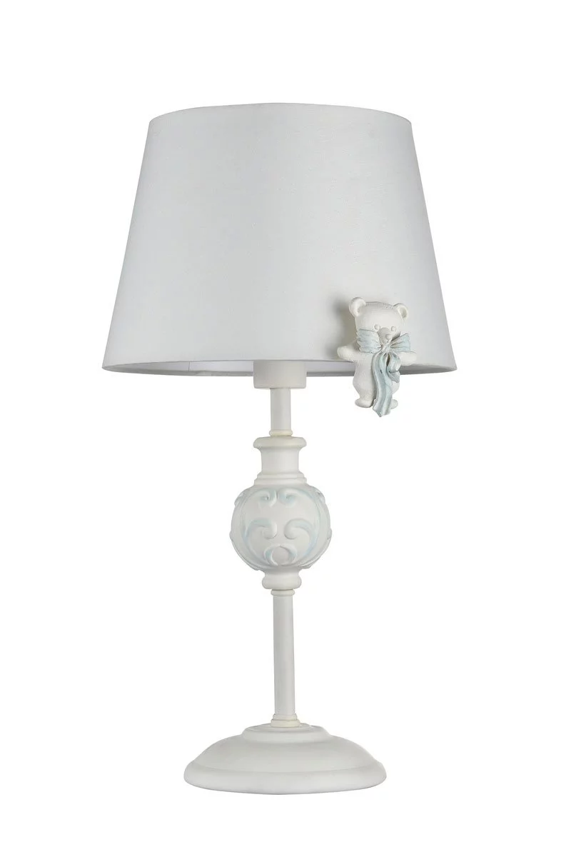   
                        Настольная лампа MAYTONI  (Германия) 90671    
                         в стиле Прованс.  
                        Тип источника света: светодиодная лампа, сменная.                                                 Цвета плафонов и подвесок: Белый, Голубой.                         Материал: Ткань, Пластик.                          фото 4