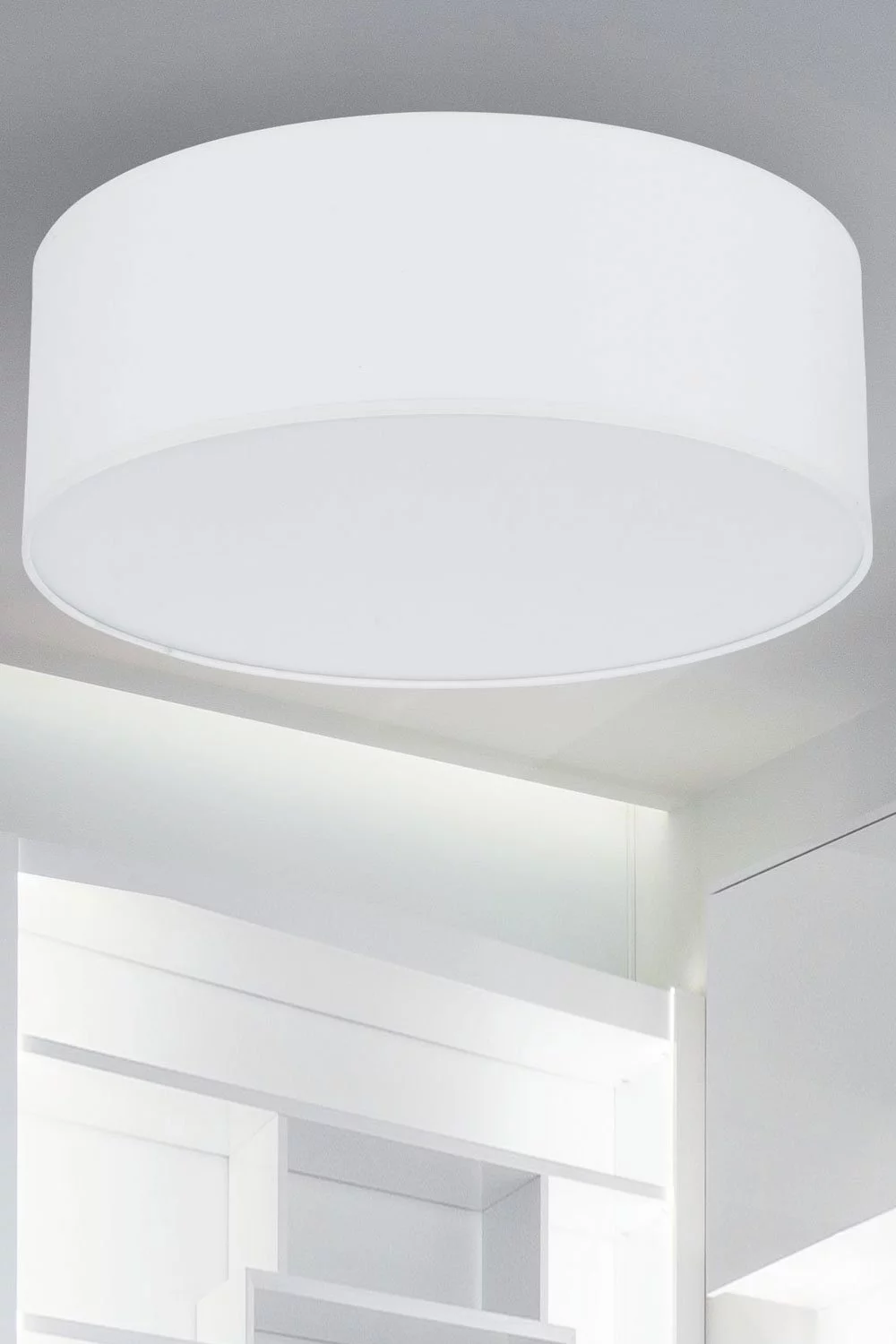   
                        
                        Світильник стельовий TK LIGHTING (Польща) 91677    
                         У стилі Модерн.  
                        Тип джерела світла: світлодіодна лампа, змінна.                         Форма: Коло.                         Кольори плафонів і підвісок: Білий.                         Матеріал: Тканина, Пластик.                          фото 2