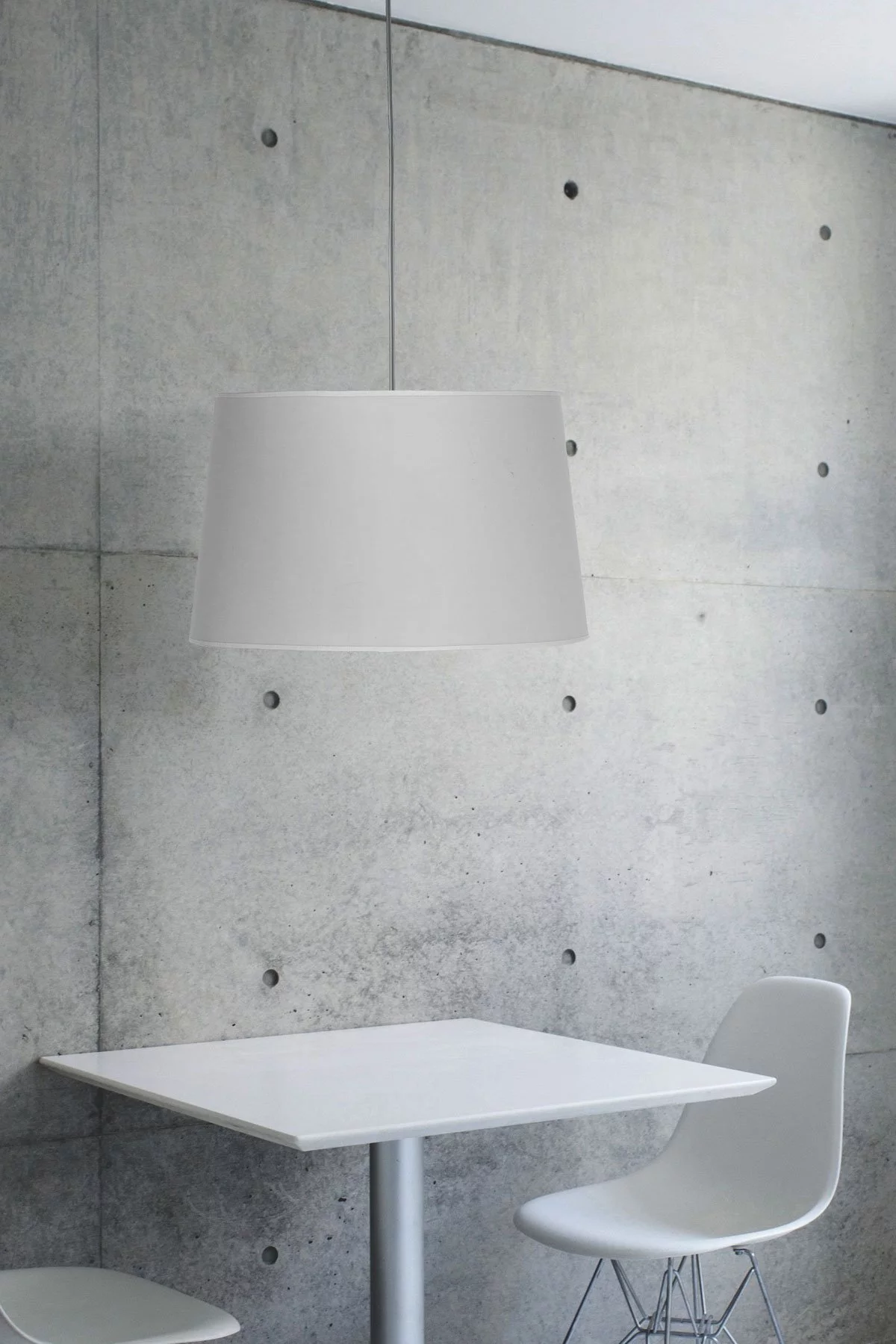   
                        
                        Люстра TK LIGHTING (Польща) 91780    
                         У стилі Модерн, Скандинавський.  
                        Тип джерела світла: світлодіодна лампа, змінна.                         Форма: Коло.                         Кольори плафонів і підвісок: Сірий.                         Матеріал: Тканина, Пластик.                          фото 2