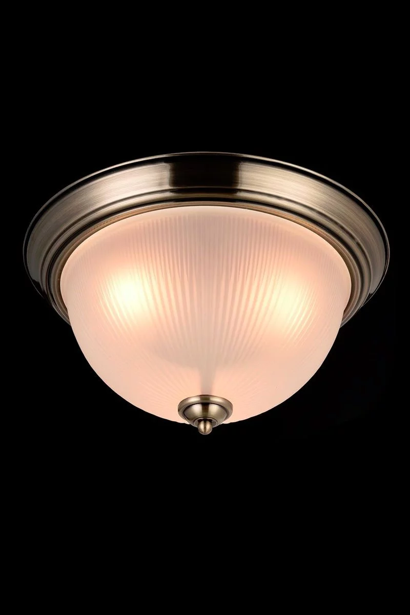   
                        Люстра FREYA (Німеччина) 92220    
                         у стилі Класика.  
                        Тип джерела світла: світлодіодна лампа, змінна.                         Форма: Коло.                         Кольори плафонів і підвісок: Білий.                         Матеріал: Скло.                          фото 1