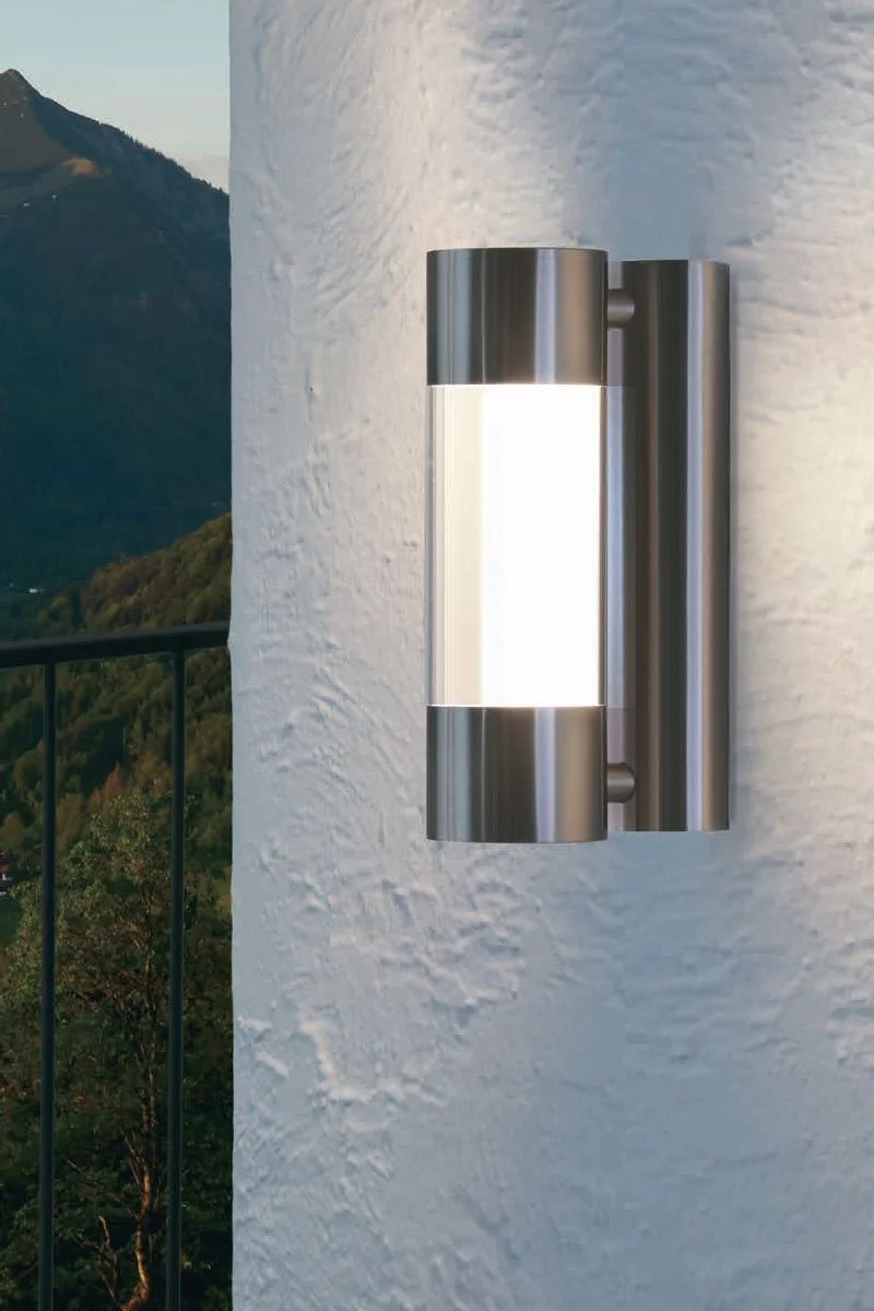   
                        
                        Світильник вуличний EGLO (Австрія) 92696    
                         у стилі Хай-тек.  
                        Тип джерела світла: вбудований led-модуль, незмінний.                                                 Кольори плафонів і підвісок: Прозорий.                         Матеріал: Пластик.                          фото 2