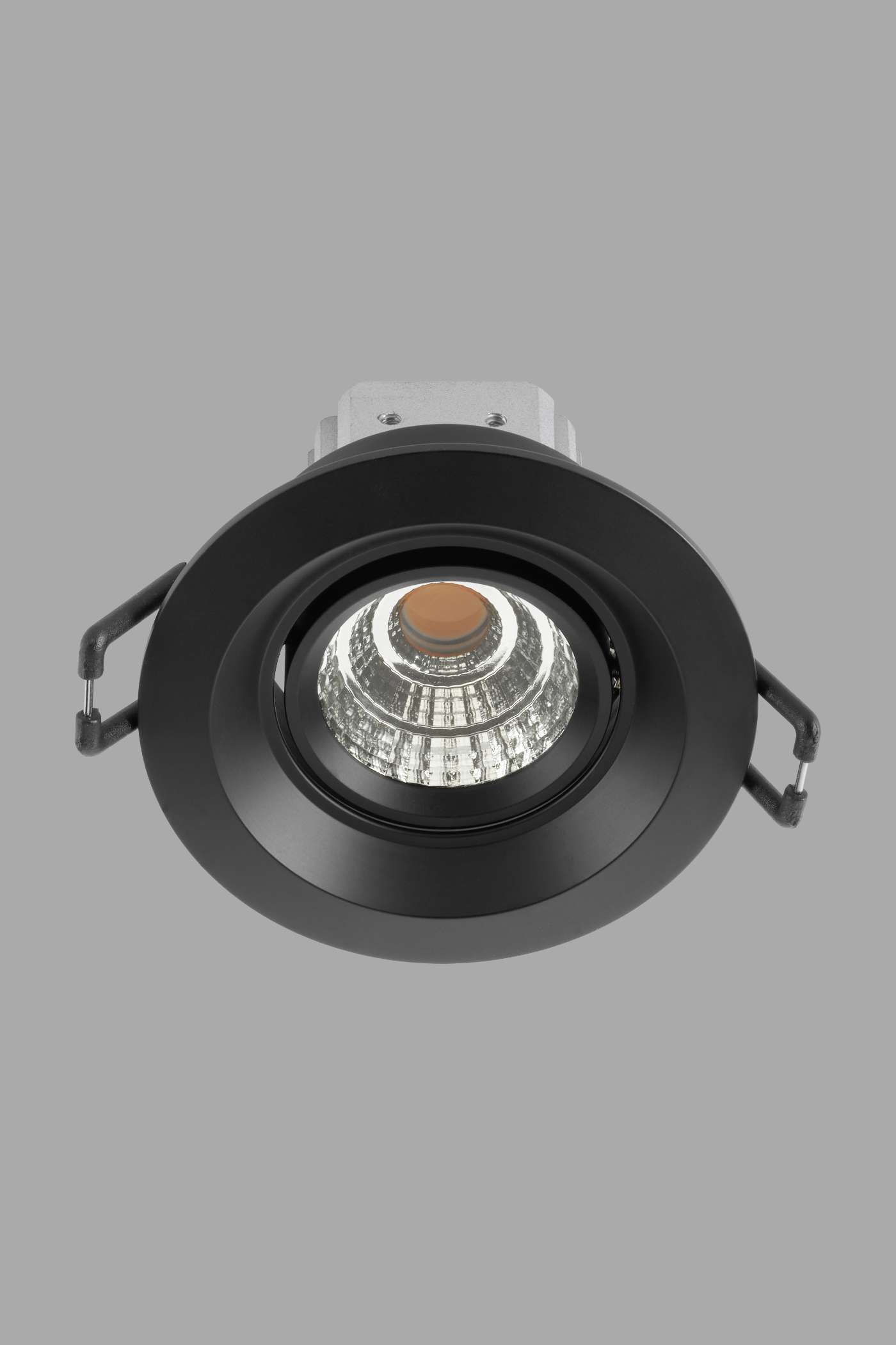   
                        Точковий світильник EGLO (Австрія) 93520    
                         у стилі хай-тек.  
                        Тип джерела світла: вбудовані світлодіоди led.                         Форма: коло.                                                                          фото 1