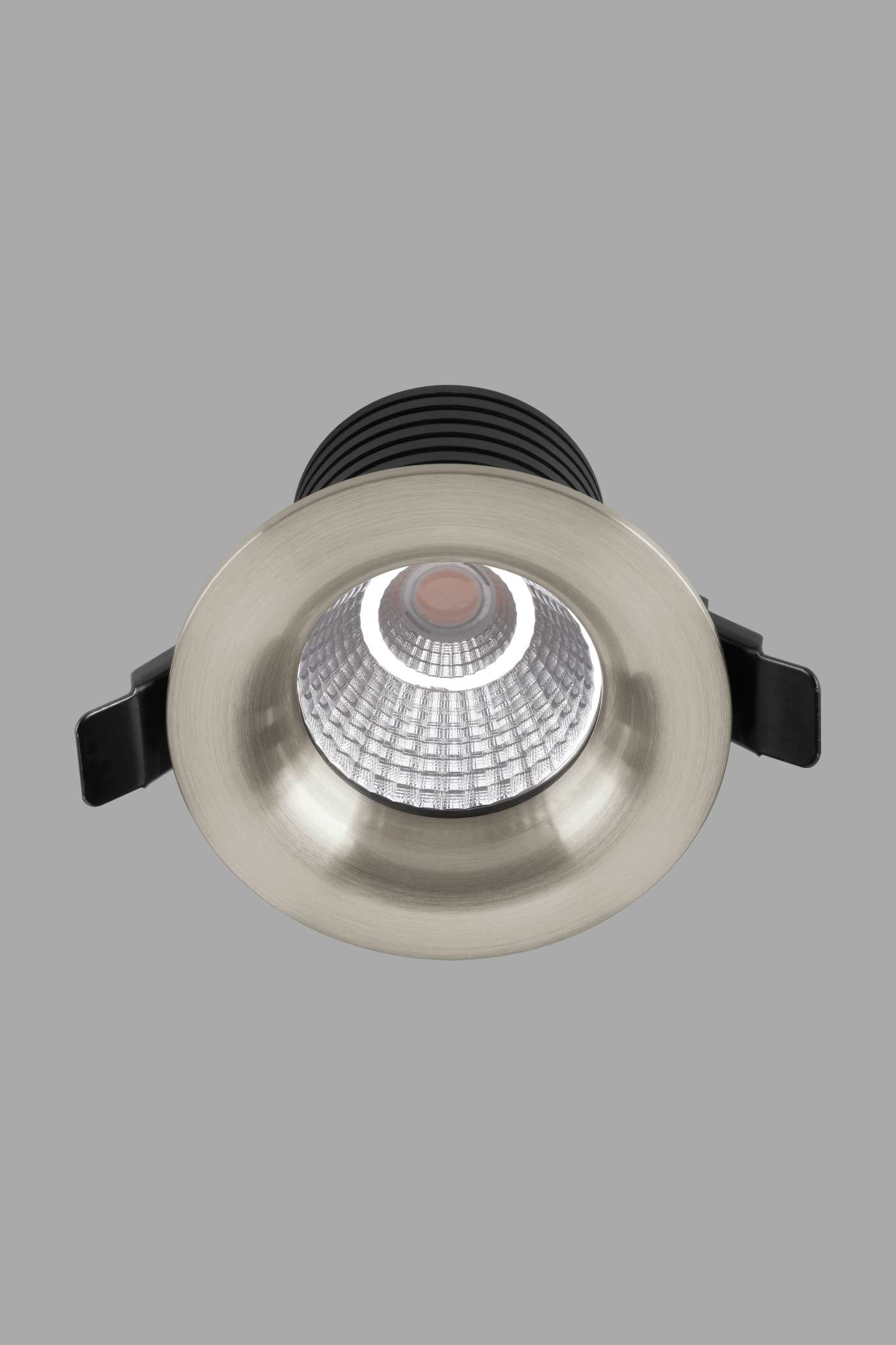   
                        Точковий світильник EGLO (Австрія) 93529    
                         у стилі хай-тек.  
                        Тип джерела світла: вбудовані світлодіоди led.                         Форма: коло.                                                                          фото 1