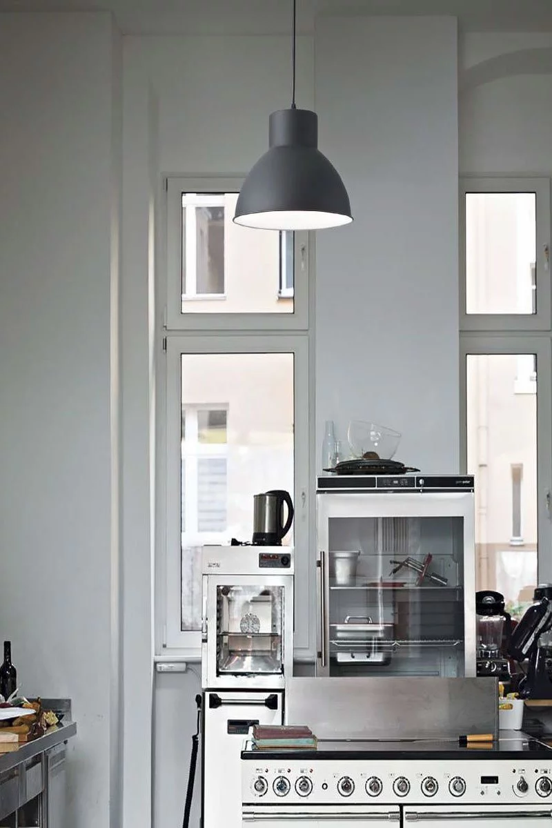   
                        
                        Люстра IDEAL LUX (Італія) 93863    
                         У стилі Скандинавський.  
                        Тип джерела світла: світлодіодна лампа, змінна.                         Форма: Коло.                         Кольори плафонів і підвісок: Чорний.                         Матеріал: Метал.                          фото 2