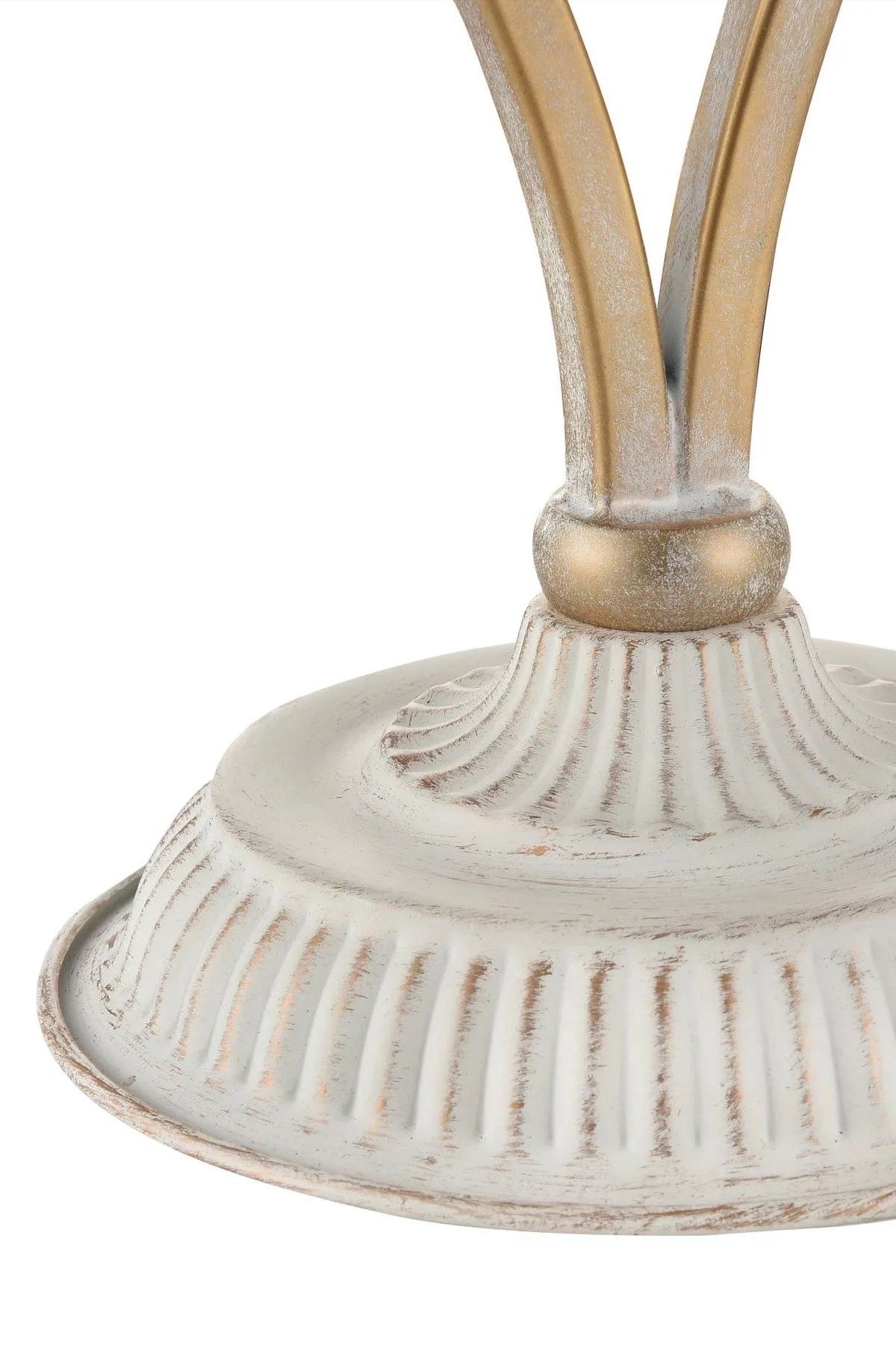   
                        
                        Настольная лампа MAYTONI (Германия) 96329    
                         в стиле Классика, Прованс.  
                        Тип источника света: светодиодная лампа, сменная.                                                 Цвета плафонов и подвесок: Белый.                         Материал: Пластик.                          фото 5