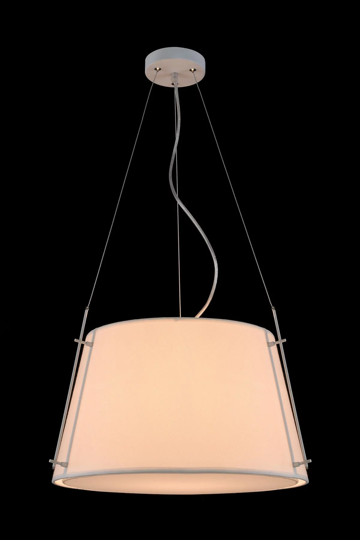   
                        
                        Люстра MAYTONI (Німеччина) 97229    
                         у стилі Скандинавський.  
                        Тип джерела світла: світлодіодна лампа, змінна.                         Форма: Коло.                         Кольори плафонів і підвісок: Білий.                         Матеріал: Тканина, Пластик.                          фото 1
