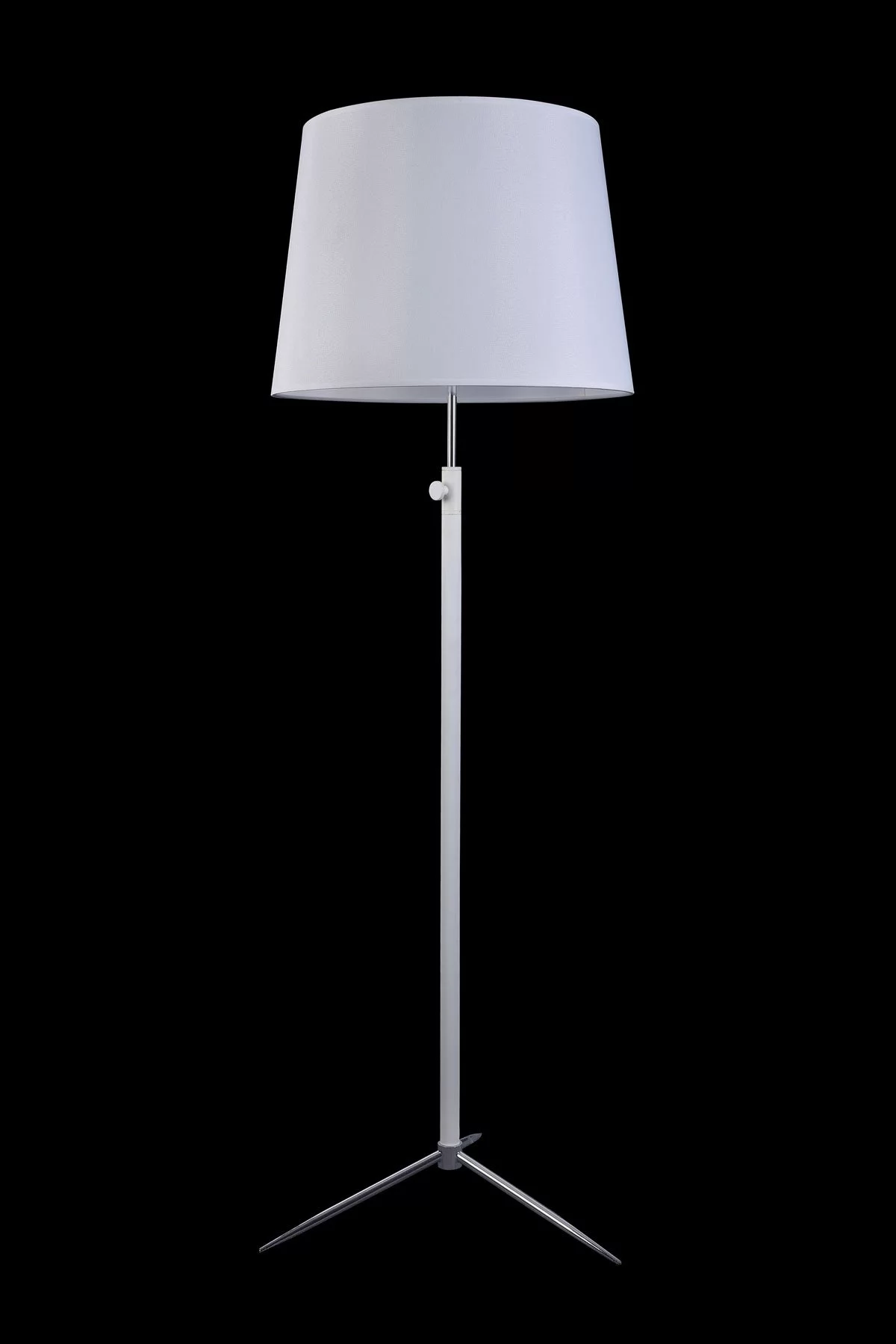   
                        Торшер MAYTONI  (Германия) 97266    
                         в стиле Скандинавский.  
                        Тип источника света: светодиодная лампа, сменная.                                                 Цвета плафонов и подвесок: Белый.                         Материал: Ткань, Пластик.                          фото 2
