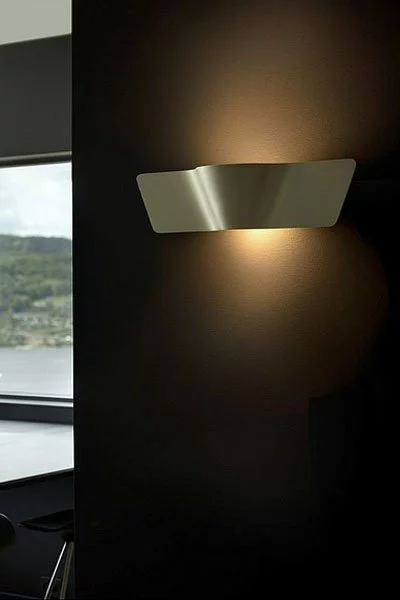   
                        Декоративная подсветка SLV  (Германия) 98608    
                         в стиле Хай-тек.  
                        Тип источника света: встроенный led-модуль, несъемный.                                                 Цвета плафонов и подвесок: Желтый.                         Материал: Алюминий, Сталь.                          фото 2