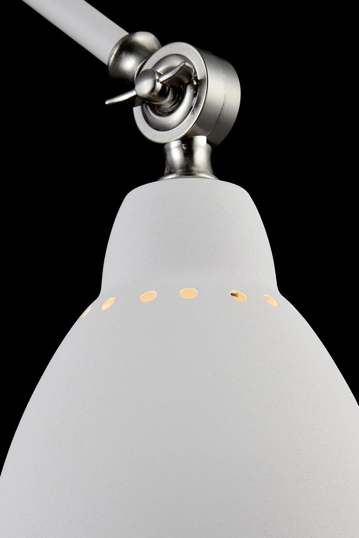   
                        Бра MAYTONI  (Германия) 99115    
                         в стиле Скандинавский.  
                        Тип источника света: светодиодная лампа, сменная.                                                 Цвета плафонов и подвесок: Белый.                         Материал: Металл.                          фото 6